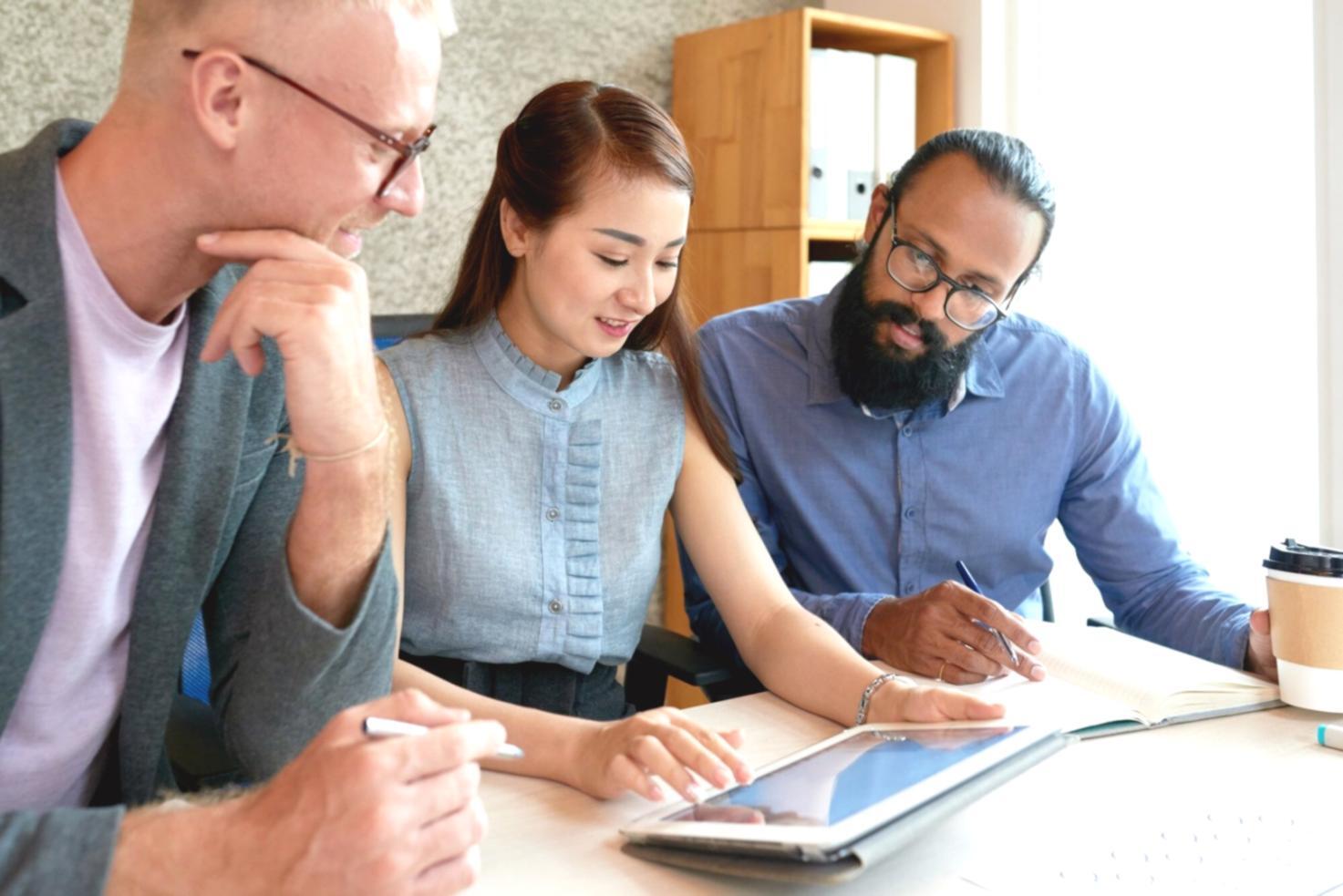 Espacio de trabajo colaborativo donde desarrollamos soluciones financieras personalizadas